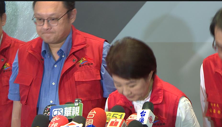 台中豬瘟3首長拔官! 盧秀燕歉"媽媽做不好"挨轟政治秀