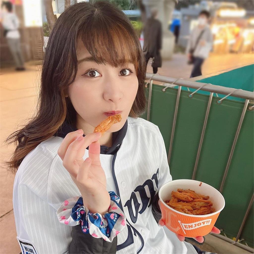女星意外遭「百公斤看板」狠砸!「一輩子半身不遂」親揭5年輪椅人生