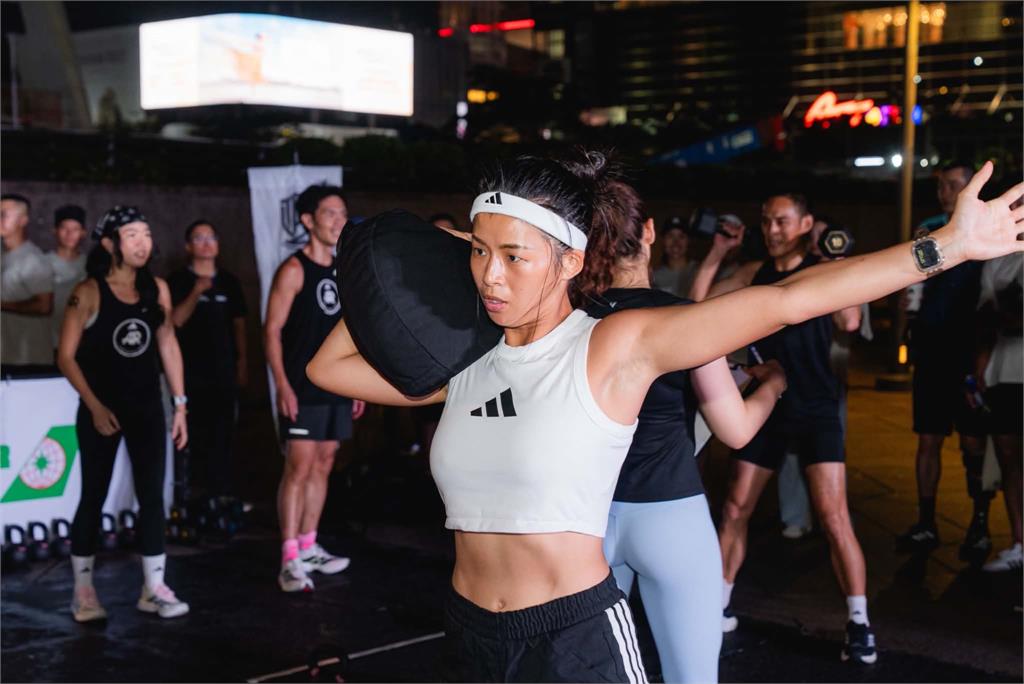 綜合／健人就是腳勤！TPF攜手AR Taipei於101水舞廣場打造城市夜訓場