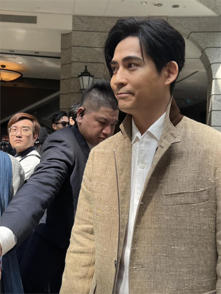 大S離世18天舊愛周渝民憔悴首露面!罕曝煎熬心聲:發表太多言論很痛苦