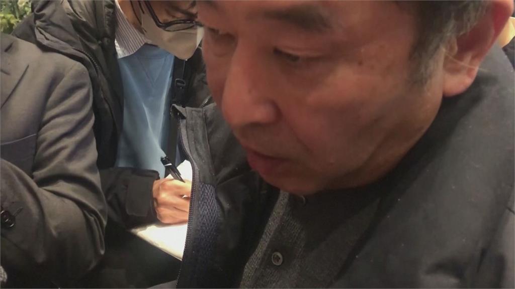 日航379人全員脫困　乘客憶「聞到煙味但不怕」：認為我們不會有事