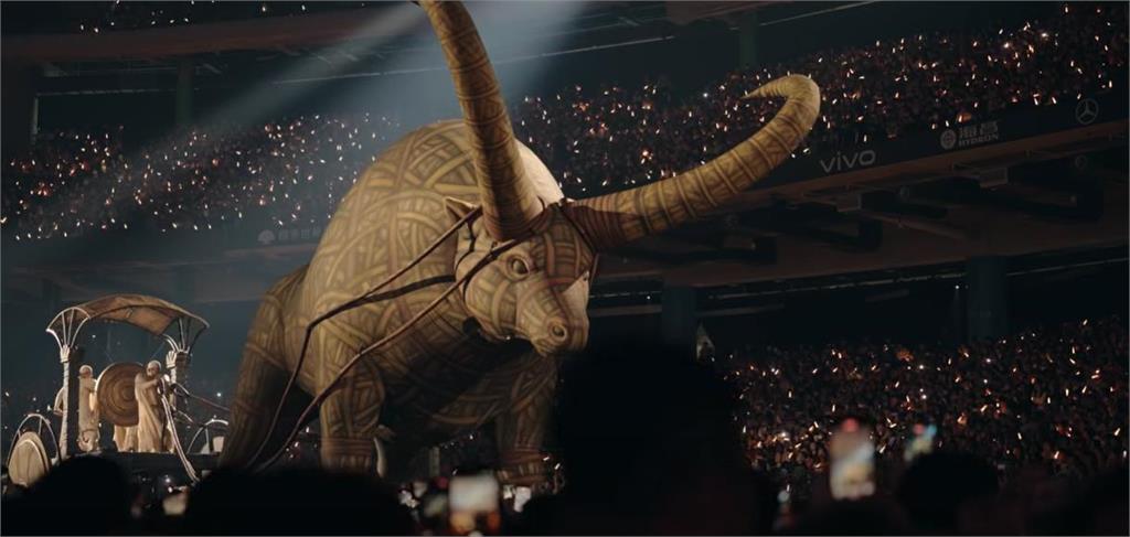 蔡依林演唱會「多疑點」網瘋猜光明會成員 音樂總監8點回應:那我是金城武