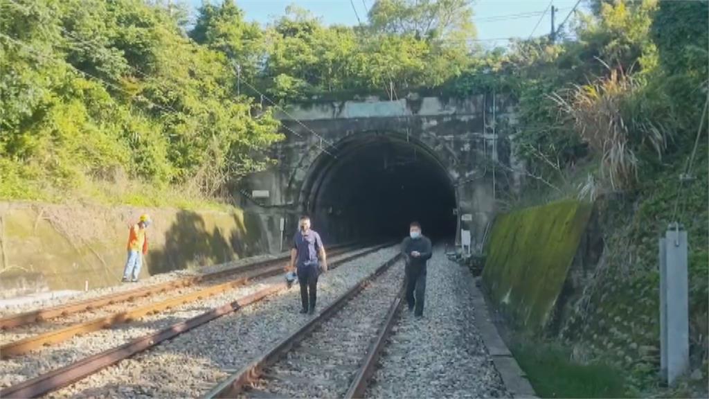 銅鑼隧道死亡事故　台鐵調度列車接駁旅客