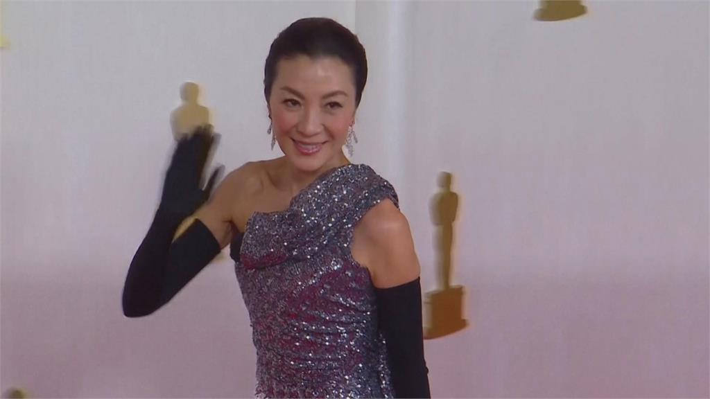 拚演技比衣Q! 奧斯卡金像獎紅毯「嬌」點