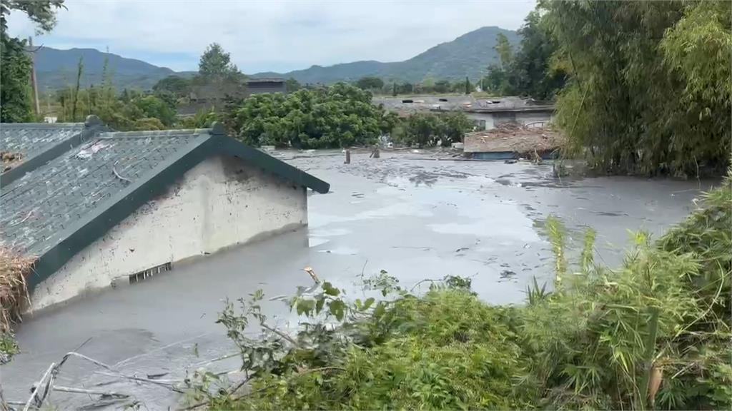 花蓮光復洪災重災40戶願住中繼屋 季連成:有3塊台糖土地可選