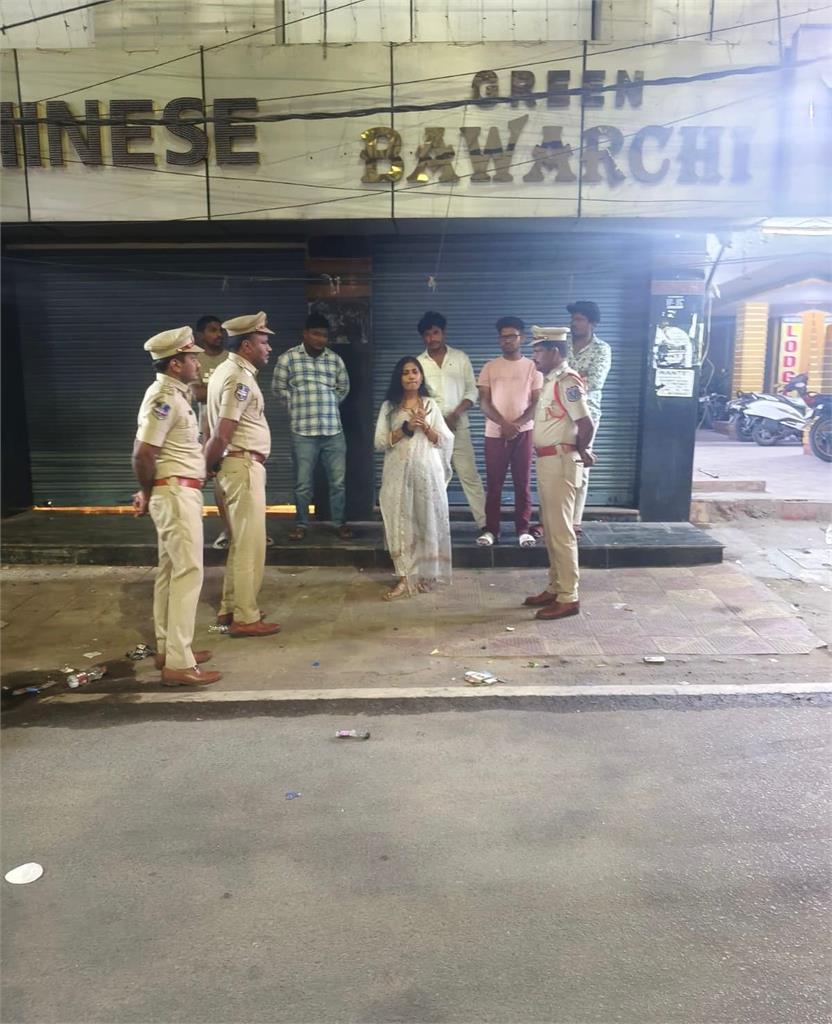 女警深夜「喬裝平民」公車站站崗！3小時「遭40男尾隨侵犯」恐怖畫面全被拍