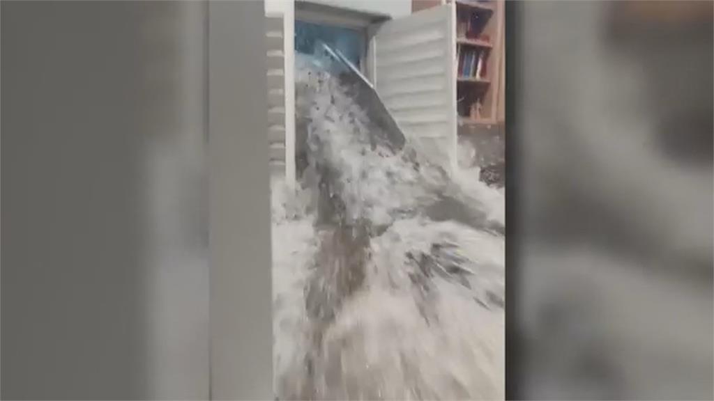 猶他州大暴雨破牆灌進民宅 媽媽掌鏡嚇得鏡頭都歪了