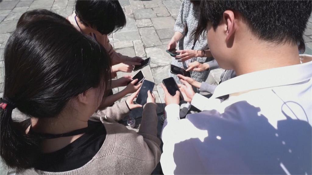 不是抖音、小紅書!高中生通勤「最愛2款App」年輕人認證:一下課就打開