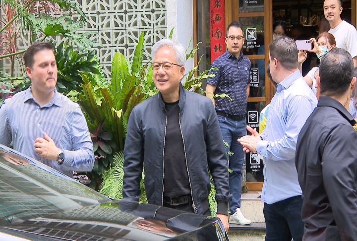 黃仁勳台灣行第二天行程塞滿滿 北流彩排後「兆元宴」再趕場世壯運