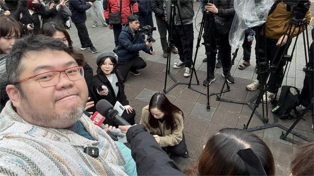 民眾黨「釘孤支」官方喊出15萬人 這2人曝真相網笑:有特別獎勵容積?
