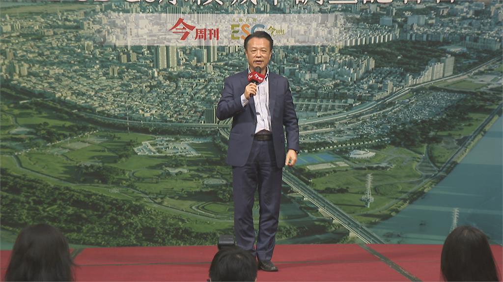 周刊評比「永續城市」 翁章梁獲「最佳首長信任獎」