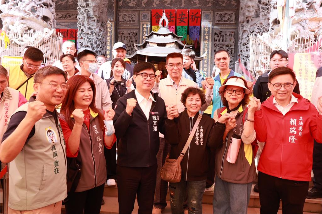 快新聞／大年初四迎財神！陳其邁發放紅包引爆市民熱情