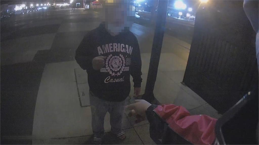 偷錢還裝無辜! 男趁外送員取餐偷走車上錢袋