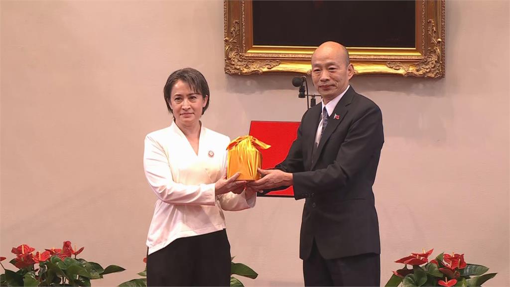 快新聞/賴清德蕭美琴今宣誓就職 由立法院長韓國瑜授與印信