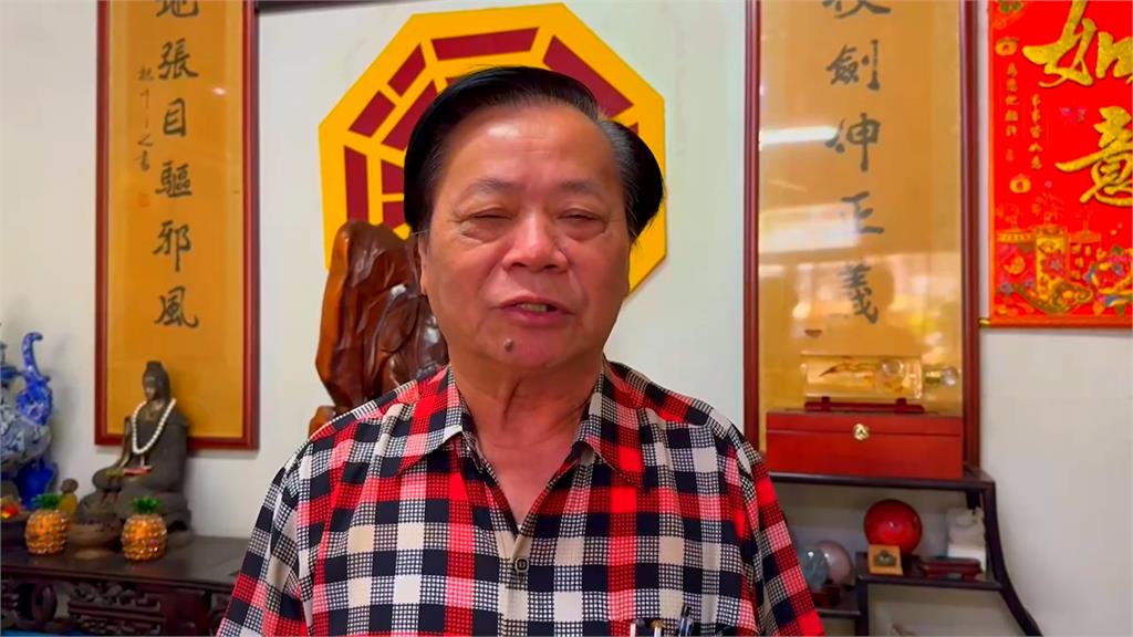快新聞/線香點燃後竟「繞圈圈」繼續燒! 命理老師揭含意:信眾會圓滿如意