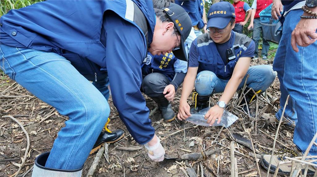 用王水非法煉金700兩!強酸廢液流向林口 草木慘枯死