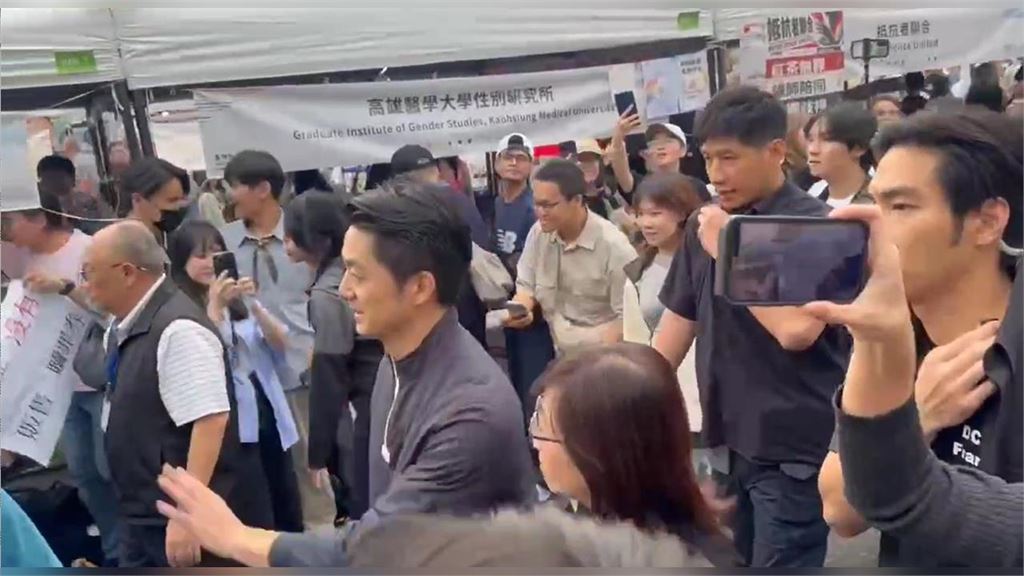 蔣萬安同志遊行「被1句話狂轟」內容曝光了！1疑受不了「待10分鐘」離開現場