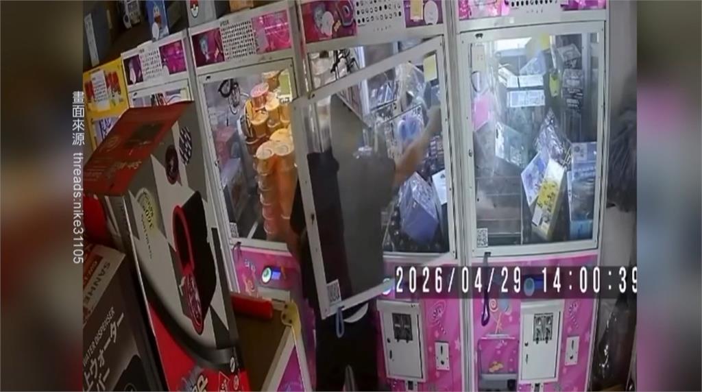 雲林男狂偷娃娃機台　派出所前錄自白喊「以後不敢了」