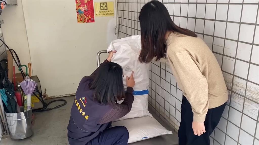 金安記食品廠驗出蘇丹紅 6千多公斤肉乾.肉絲流向15縣市