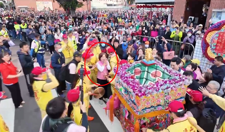 山邊媽台中贊境愛女將? 何欣純、楊瓊瓔都被賜福