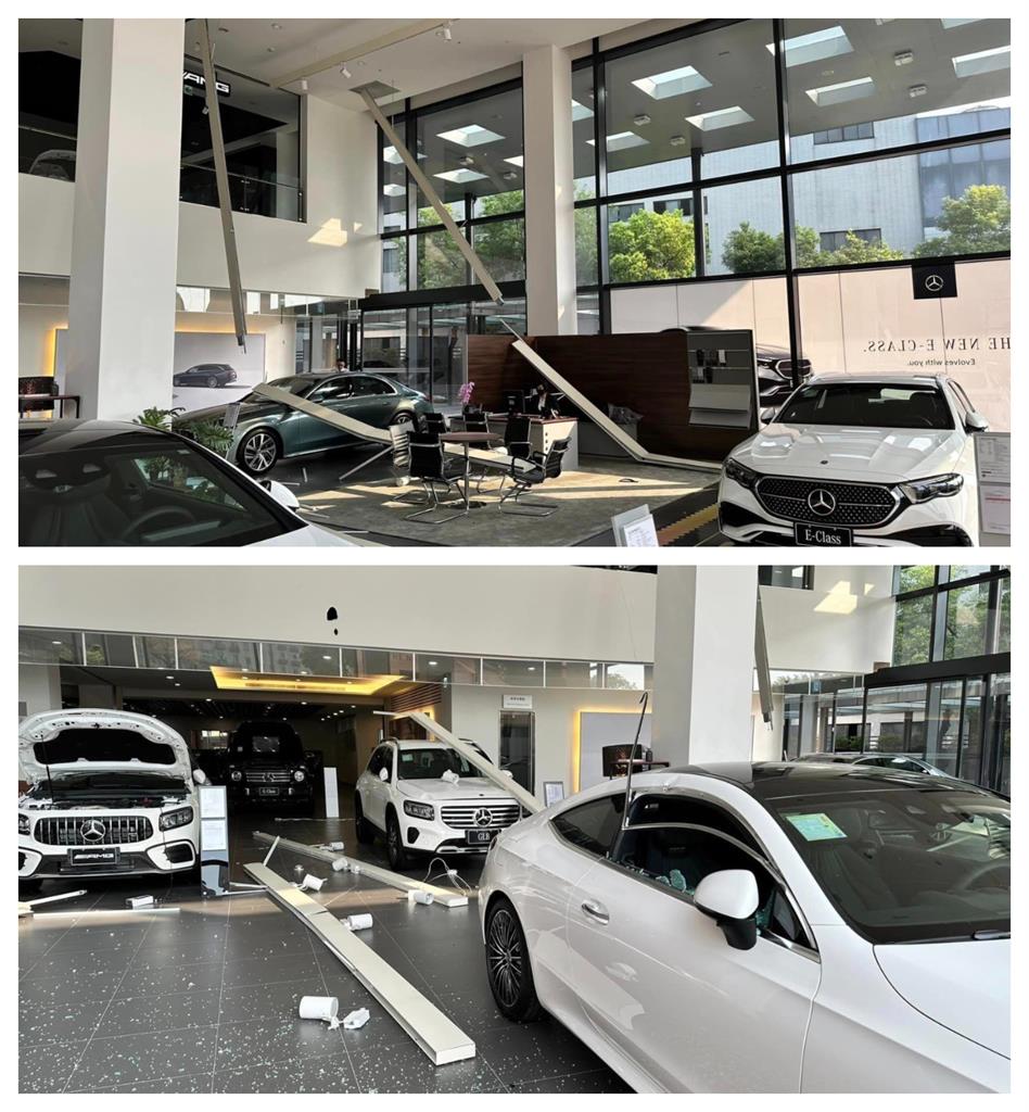 花蓮7.2強震/桃園賓士展場天花板砸落!展示新車「破相」:賠慘了