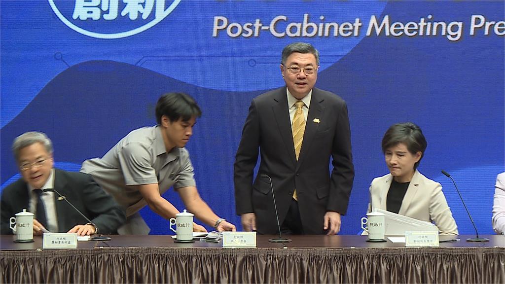 行政院拍板明年總預算 國防佔GDP3.2%、軍公教暫緩調薪