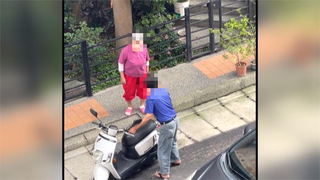 鄰居拿自家盆栽占用停車位 騎士理論被嗆「我有優先使用權」