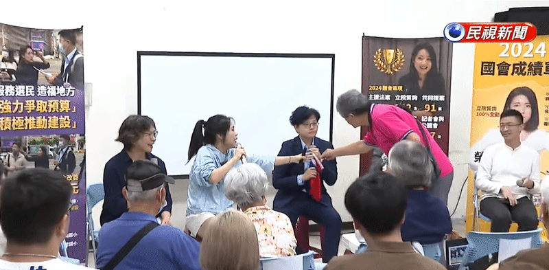 舌戰徐巧芯50分鐘…吳靜怡狂遭打斷「麥克風疑消音」?他傻眼:鴨霸立委現形