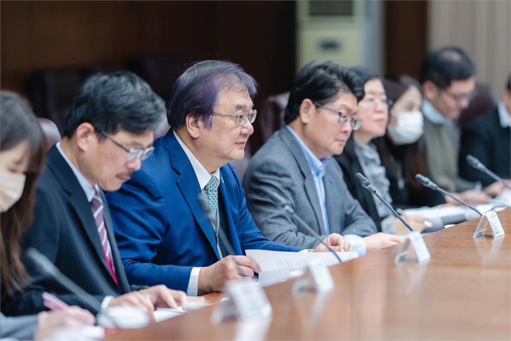 快新聞/與衛福部共組「醫療外交台灣隊」! 林佳龍:讓健康台灣造福世界