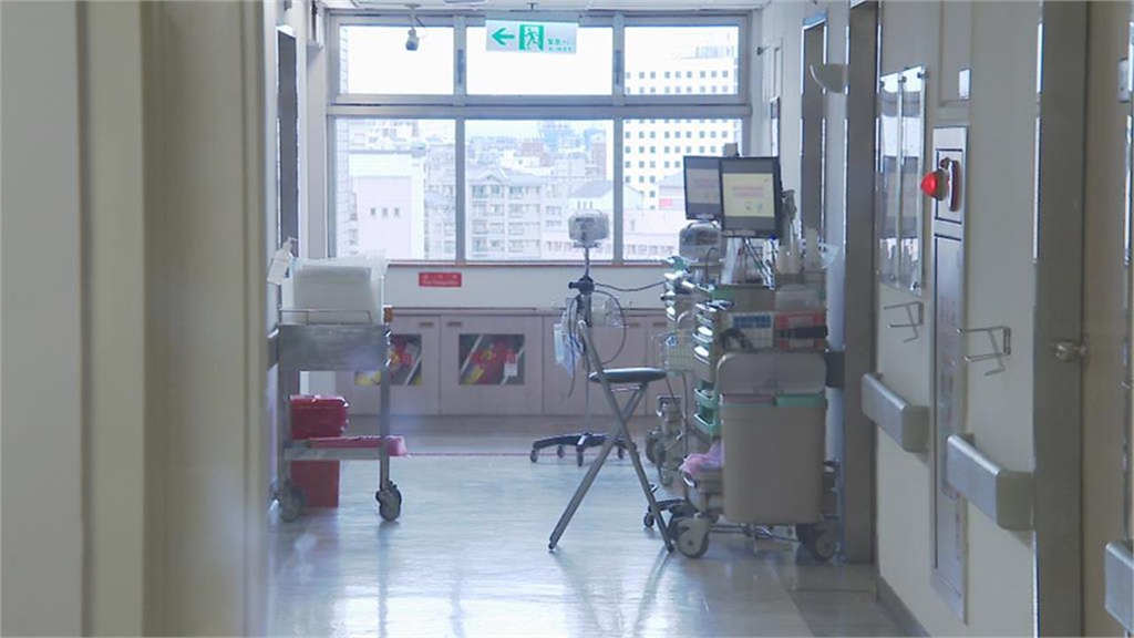 11歲女童嘔吐到「癲癇+雙眼上吊」!醫揭腦瘤警訊:易被誤認是腸胃炎