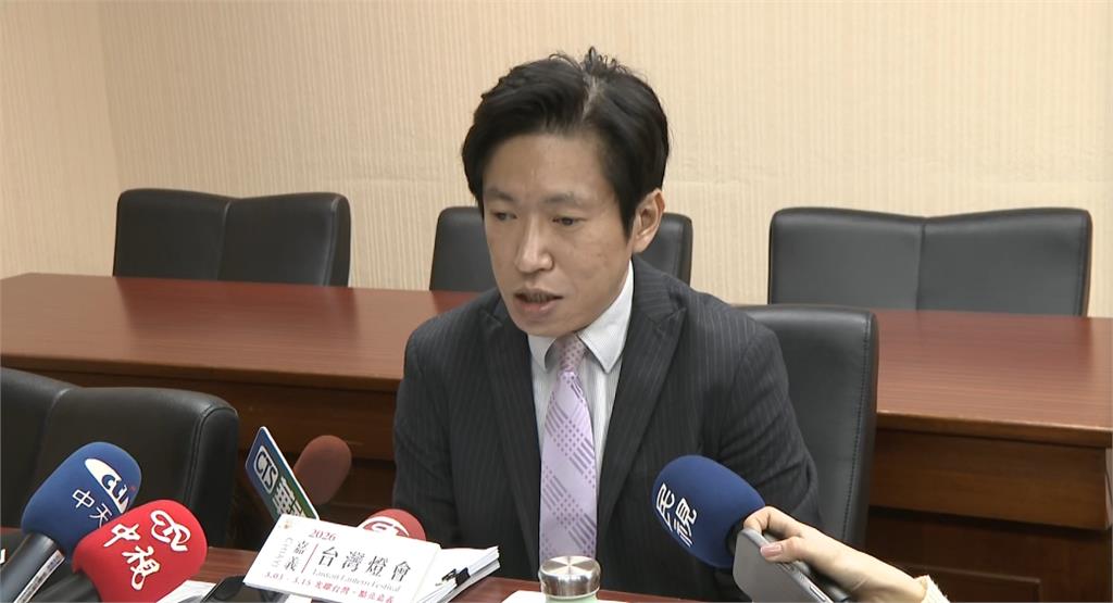 朝野槓台美關稅　何欣純喊話江啟臣別「嚴審」變「延審」