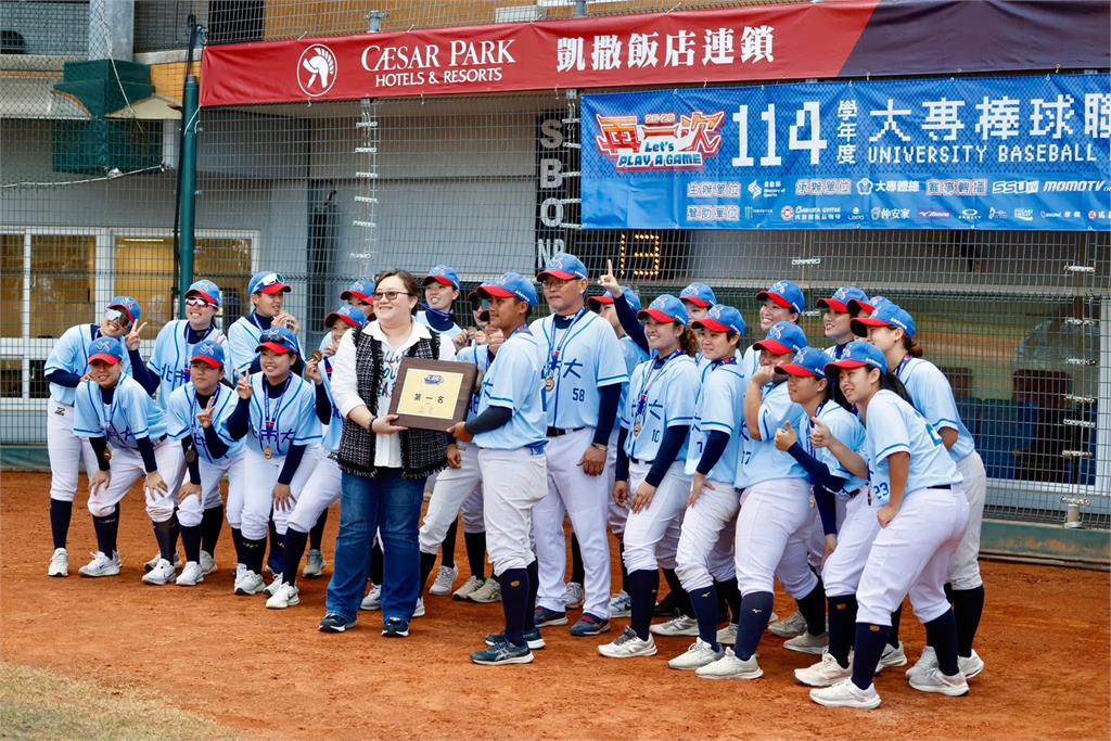 棒球／擦亮棒球強權招牌！北市大男、女雙冠入袋　 「大咖校友」齊聚慶功再創巔峰