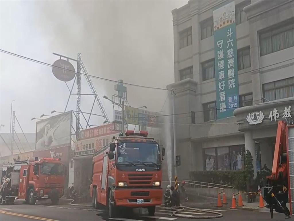 斗六鞋店冷氣機起火　火警險波及隔壁醫院