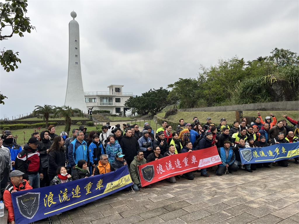 重機車友環島慶元旦　百位騎士沿途欣賞台灣之美