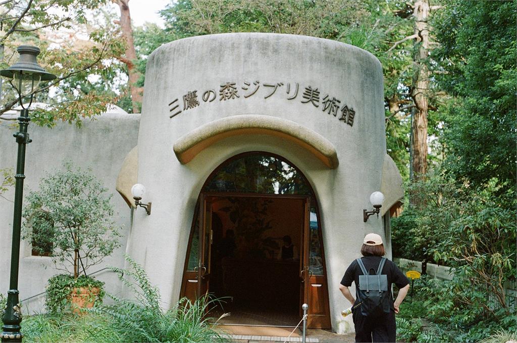 快新聞／中國3大航空慘虧！自砍「最賺航線」惹禍　他：殺敵八百自傷一千