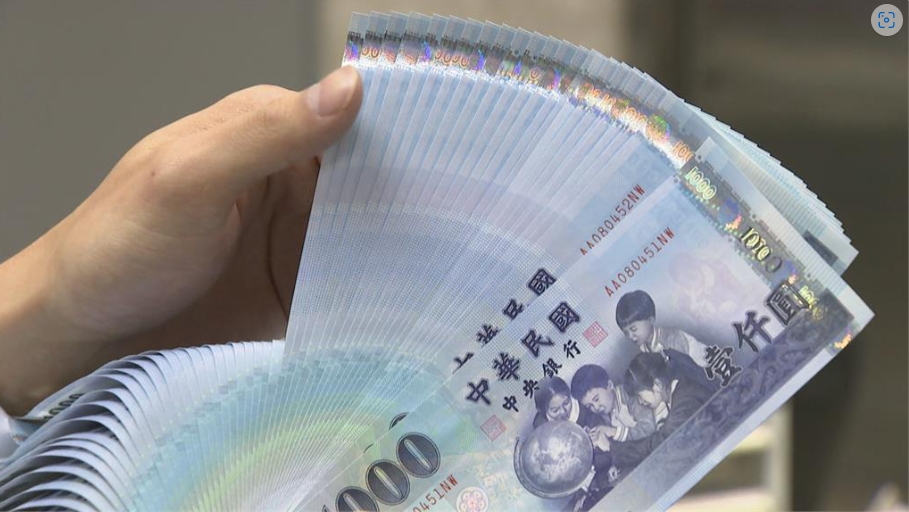 ATM領錢驚吐別人「阿公手尾錢」!命理師曝「2解套神招」:不用擔心