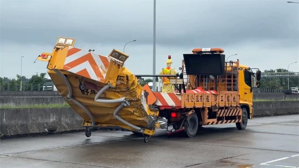賠慘了　國3北上後龍段緩撞車連2天挨撞　維修費恐上百萬