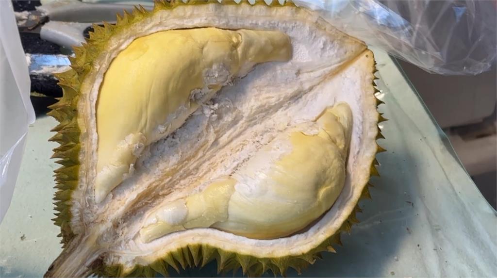 榴槤忘返！「榴槤市集」高雄愛河登場　近４０攤美食衝擊味蕾