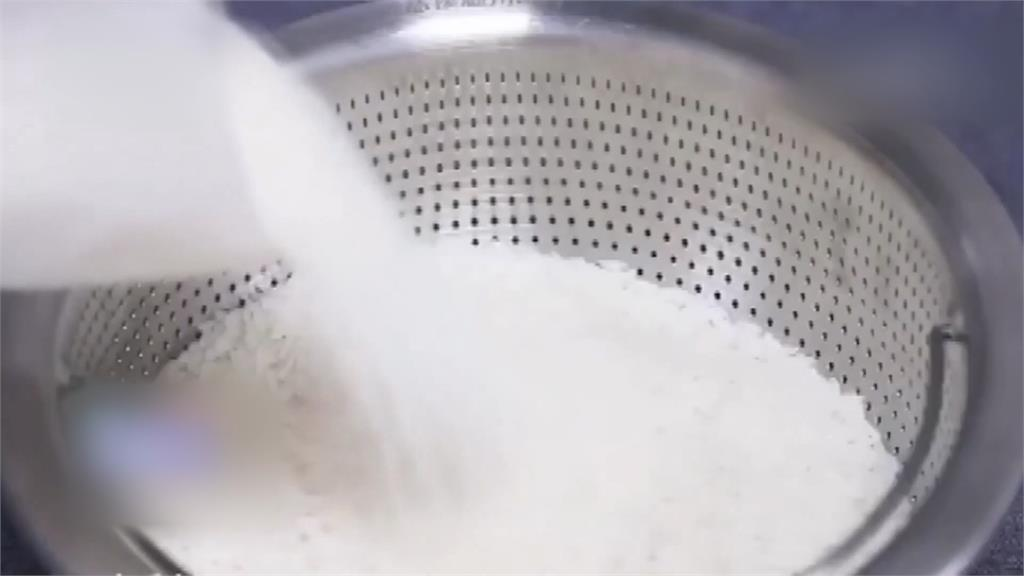 現代白米其實不用拼命搓揉！專家揭洗米誤區：動作不俐落恐讓白飯吸入雜味