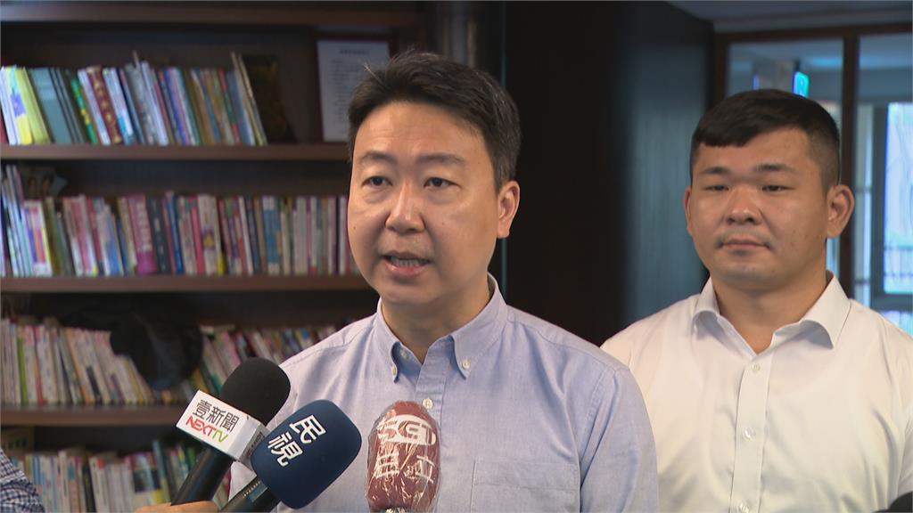 陳世凱宣布不選市議員　交棒服務處執行長曾威