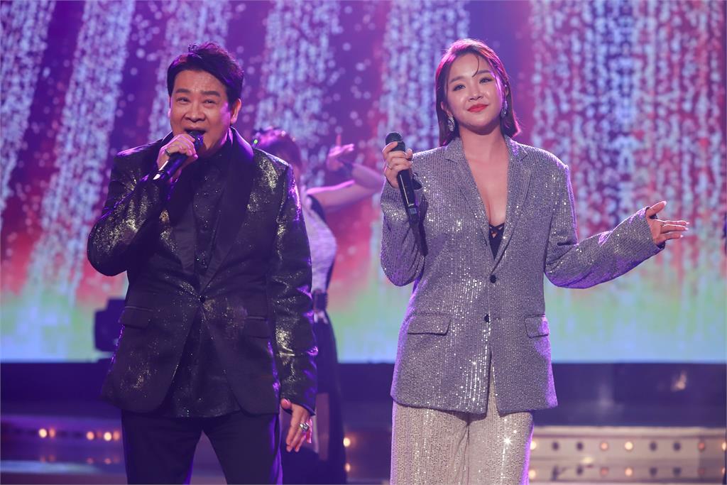  《超級冰冰Show》楊慶煌演唱邀約「歌手伴舞團」！規格等級令人震撼