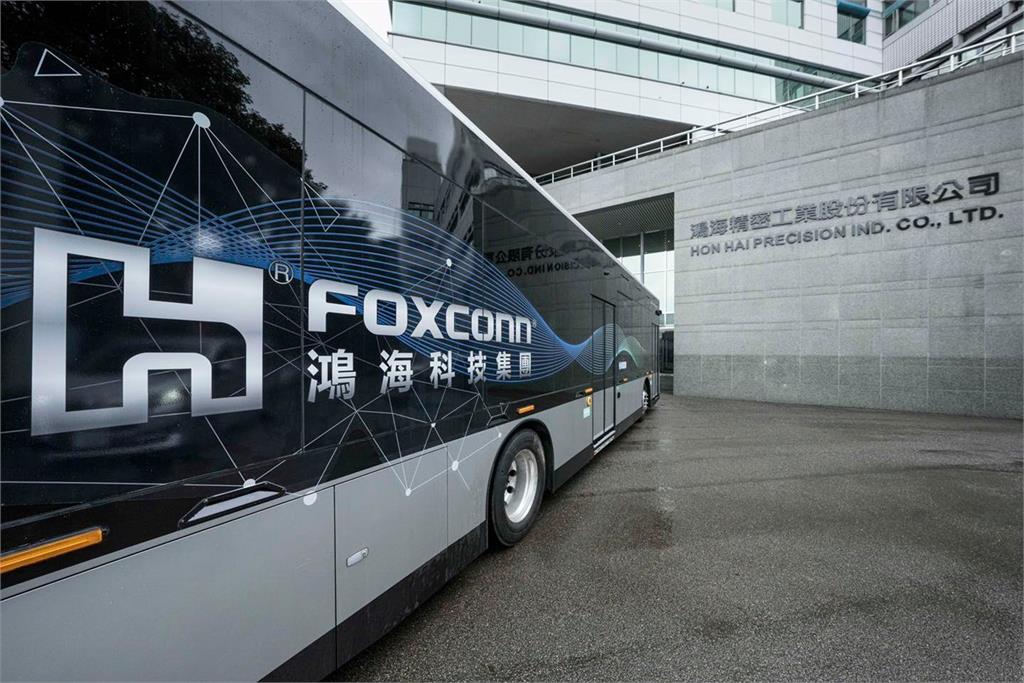 「AI教父」黃仁勳訪台行程瘋傳!專家指「1企業」有合作空間