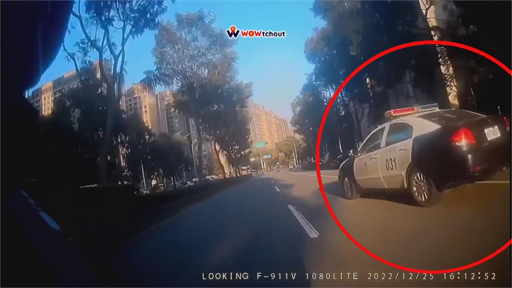 為閃警車切內線 騎士衰吞罰單 理由竟是「這原因」