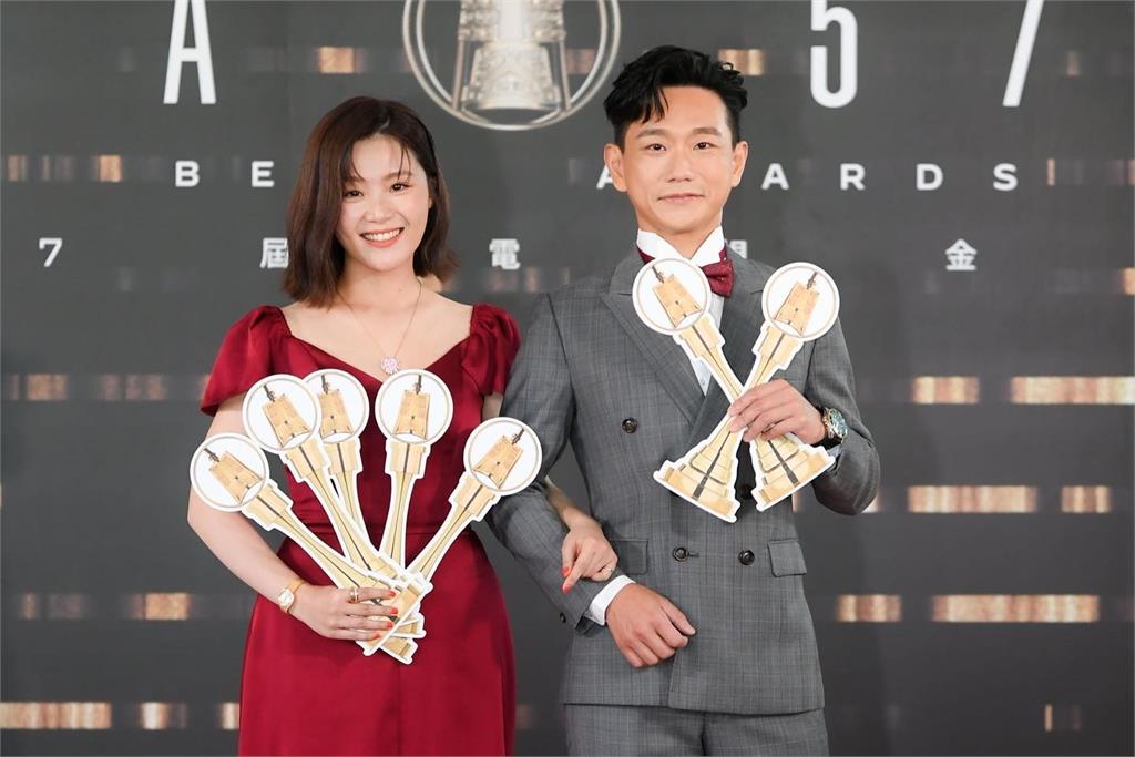 金鐘57/星光紅毯主持人陣容曝光!她準備殺手鐧「禮服要開到肚臍」