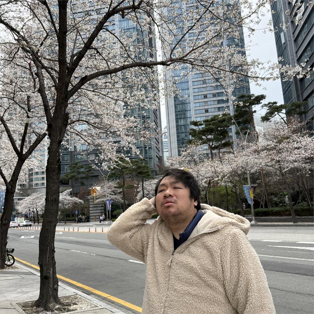 統神4個月暴增14kg「胖回118公斤」下顎線全無!今昔對比驚呆網:別再吃了