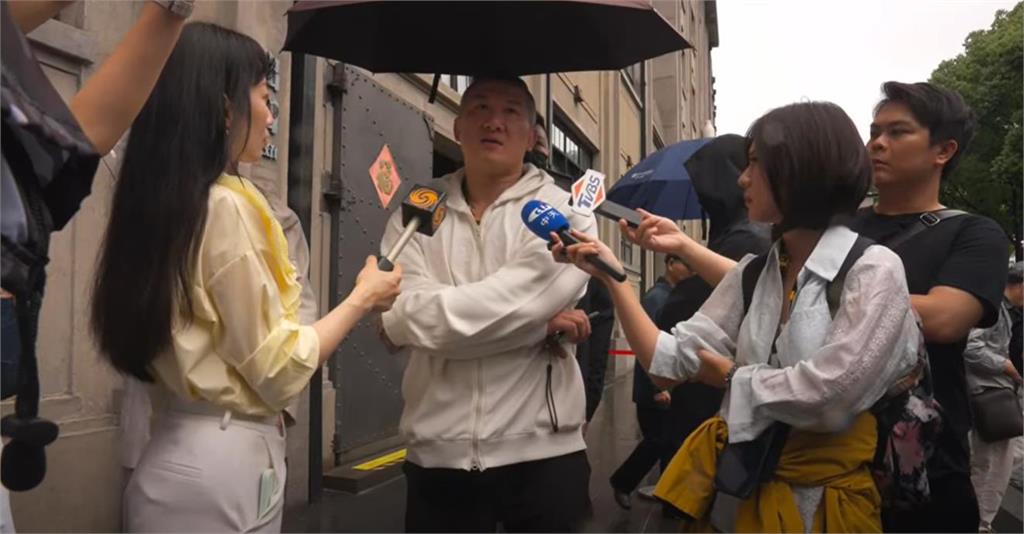 館長籲「兩岸都同胞」來上海就知道!中國網諷「1句」集體狂撇:誰跟你一家人