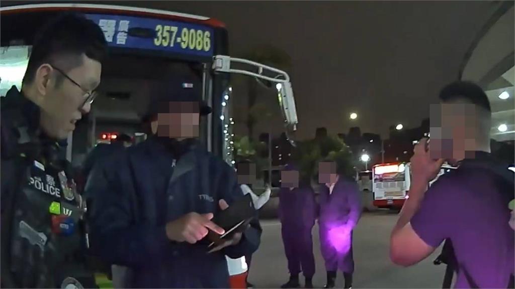 男子桃園旅遊「錢包、行李」遺落公車 幸警方協助順利找回