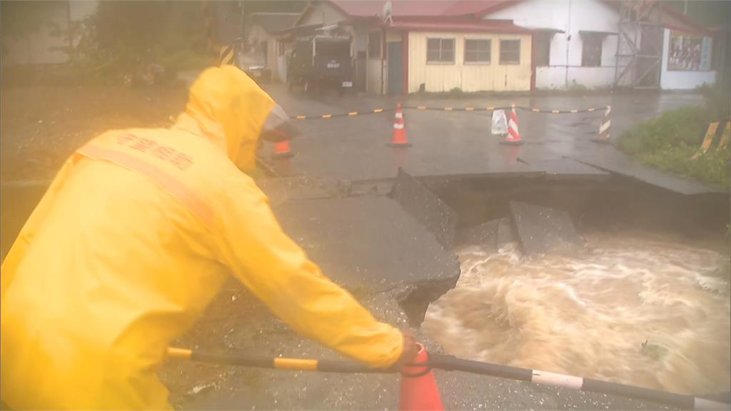 緊張!山區雨量破6百毫米 秀姑巒溪暴漲達到警戒值