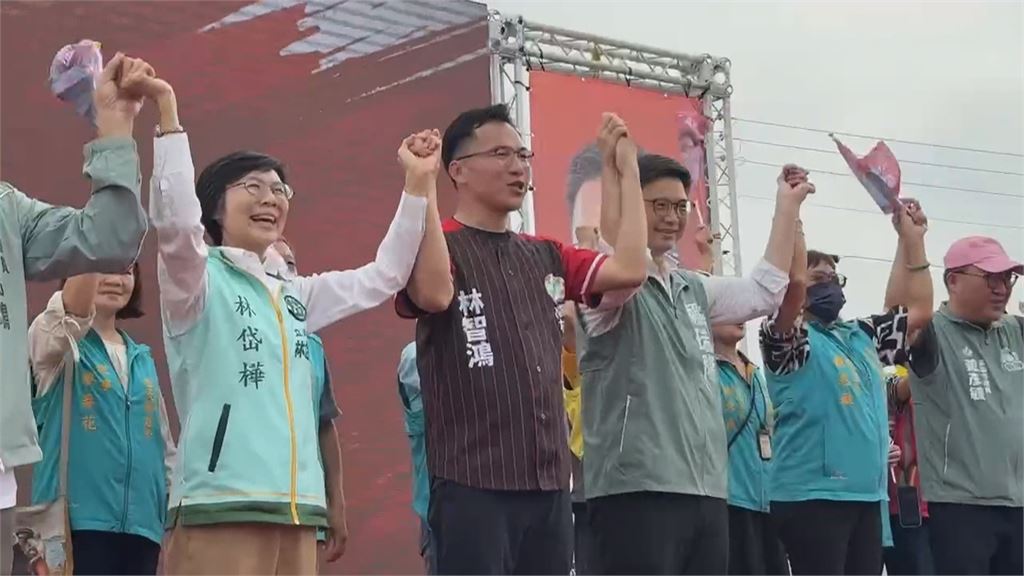 高雄選戰短兵相接　賴、柯扮演最強母雞行程滿檔