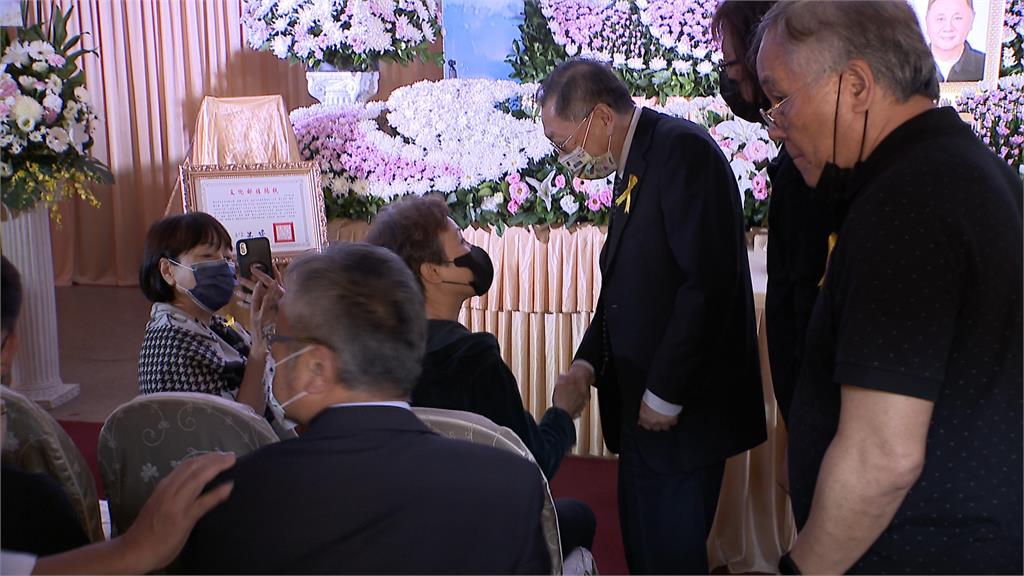 演員宗華人生謝幕 眾星到場送最後一程